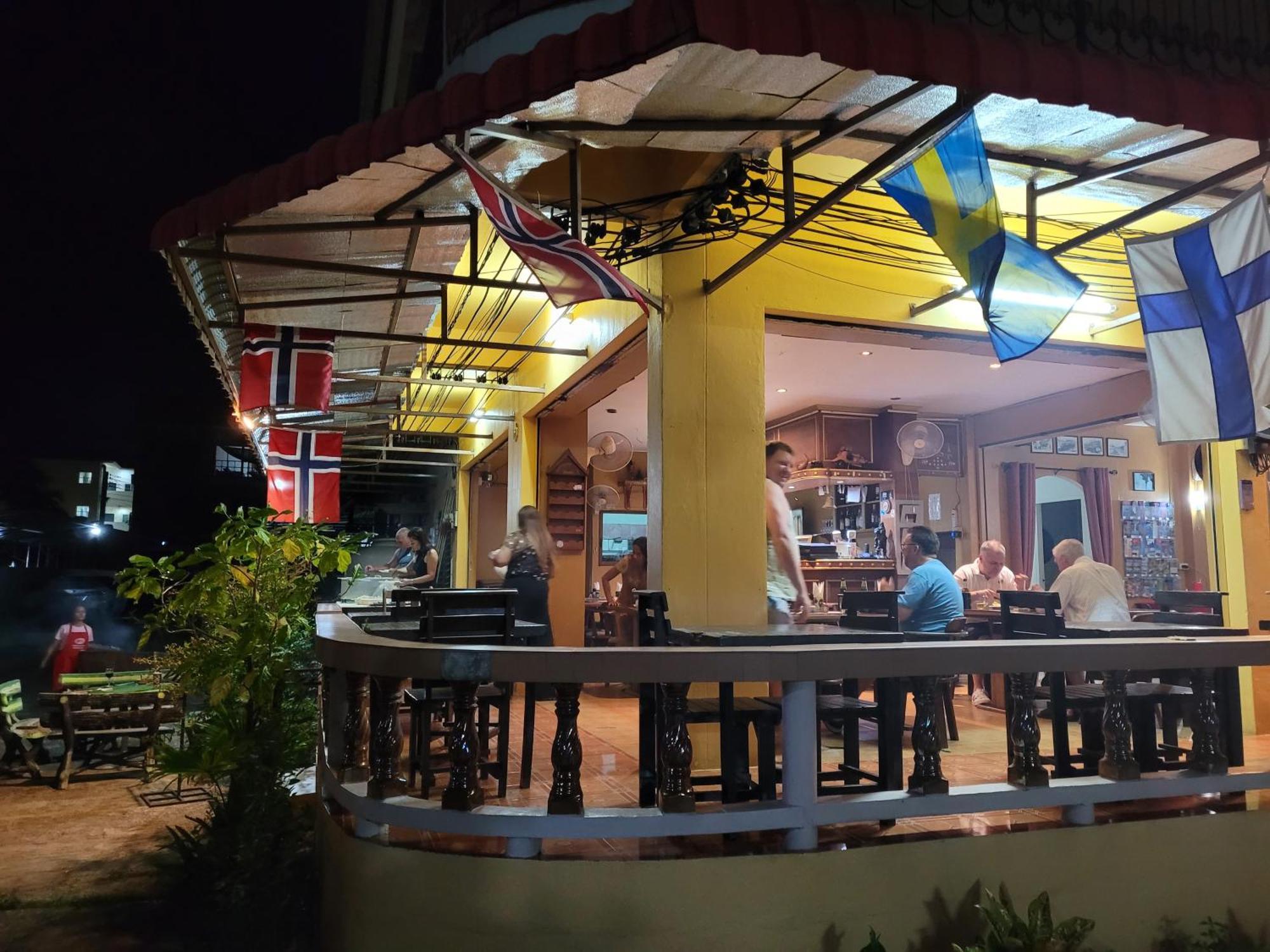 2 Vikings Guesthouse Karon Екстериор снимка